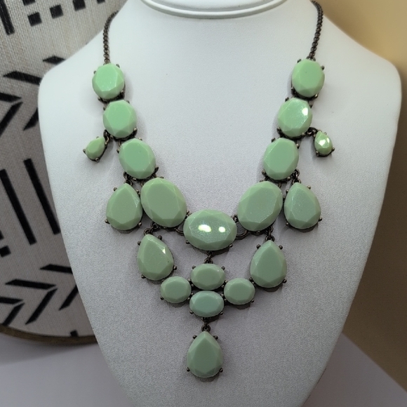 J. Crew Green Bib Necklace with Teardrop Stones - Picture 1 of 6